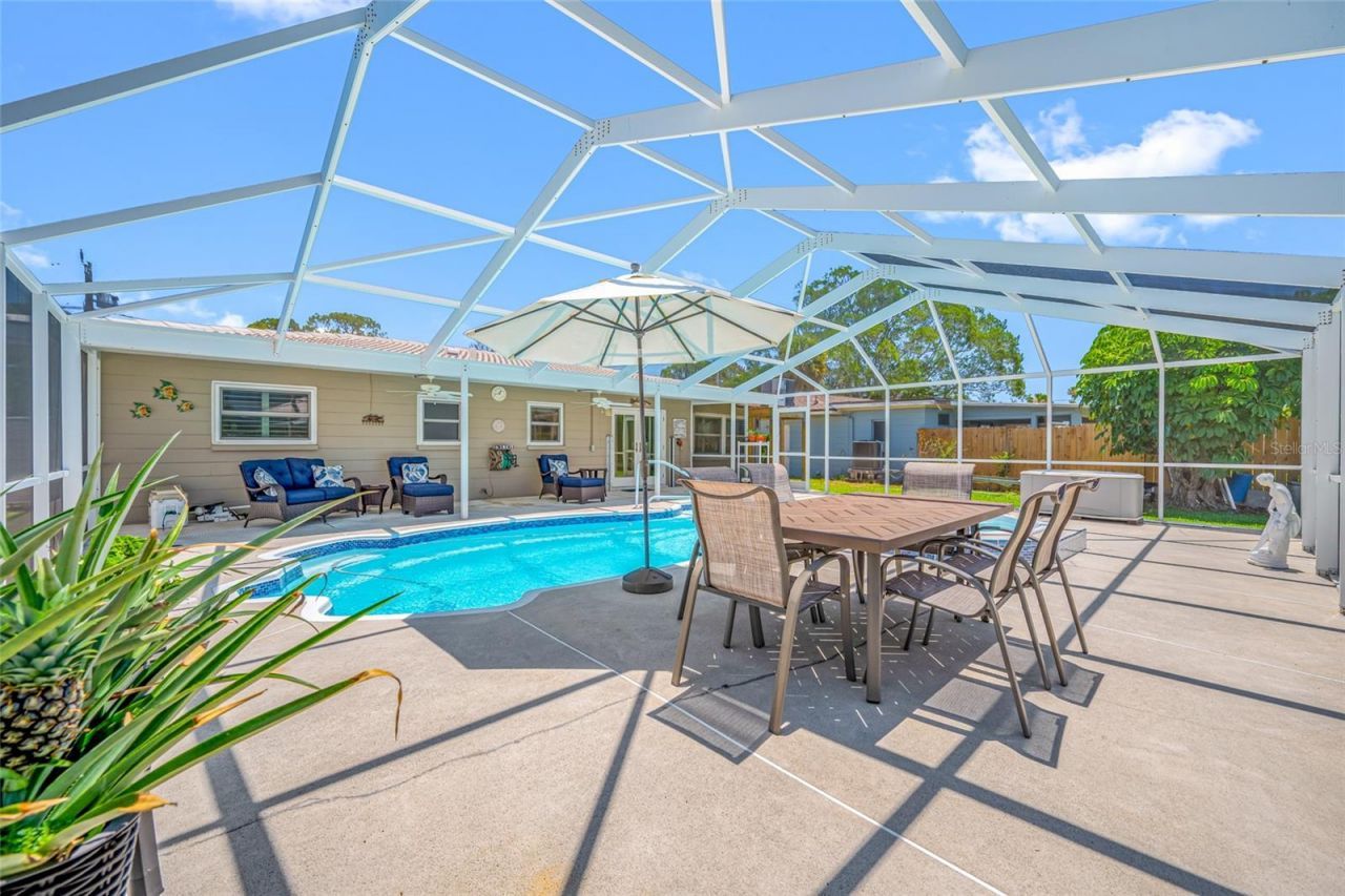 5000 Venetian Boulevard Ne, Saint Petersburg, FL 33703 Photo