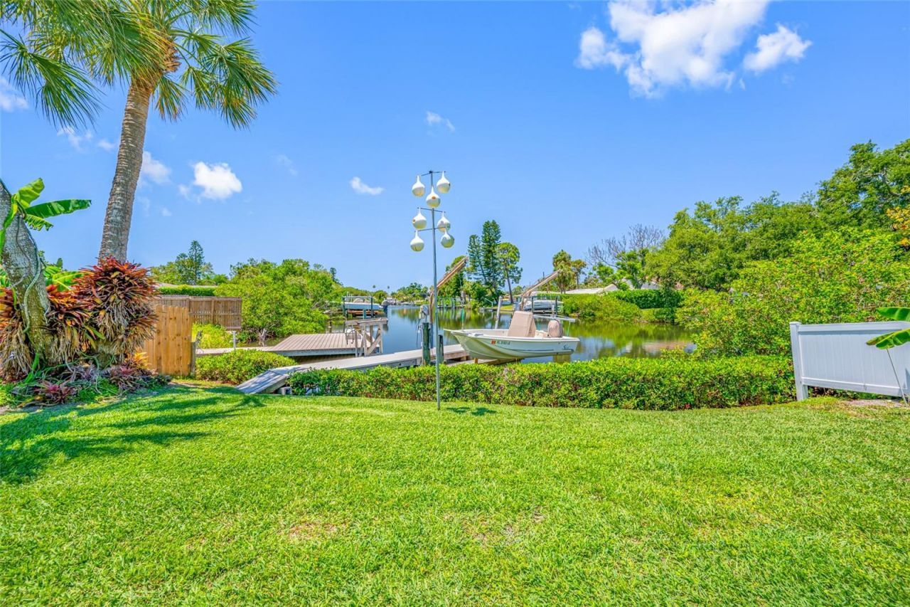 5000 Venetian Boulevard Ne, Saint Petersburg, FL 33703 Photo