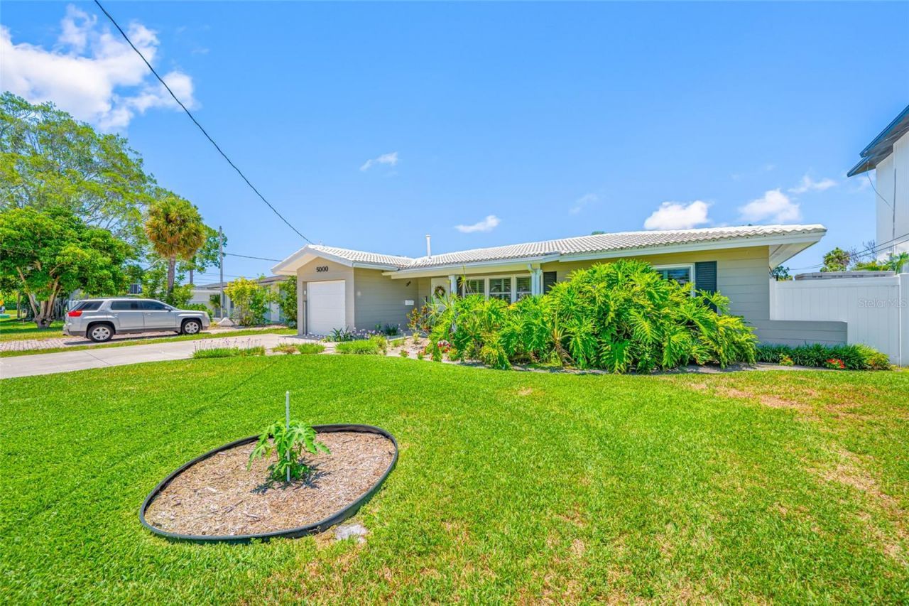 5000 Venetian Boulevard Ne, Saint Petersburg, FL 33703 Photo