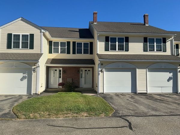 21 Village Way, Unit 21, Rutland, MA 01543