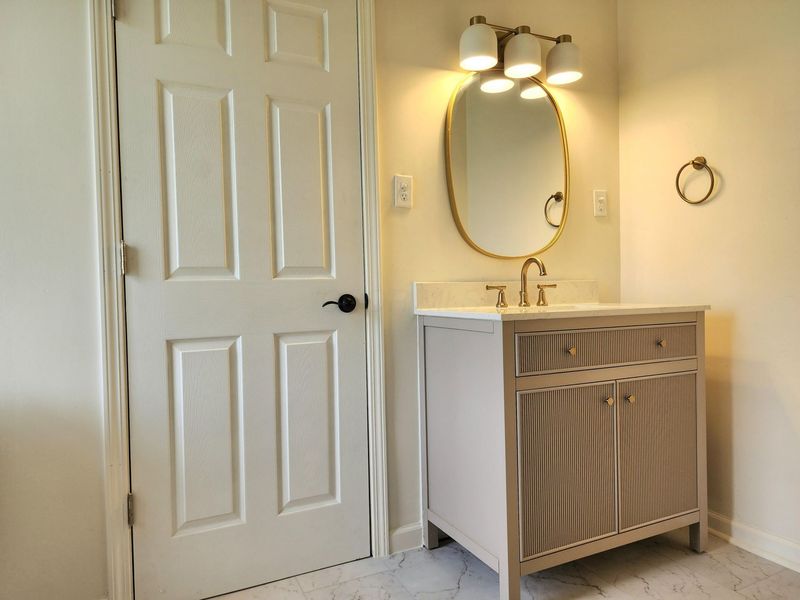 407 King Street , Lancaster, OH 43130 Photo 13