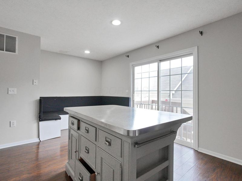 6321 Marsh Wren Drive , Unit 42, Columbus, OH 43230 Photo 11