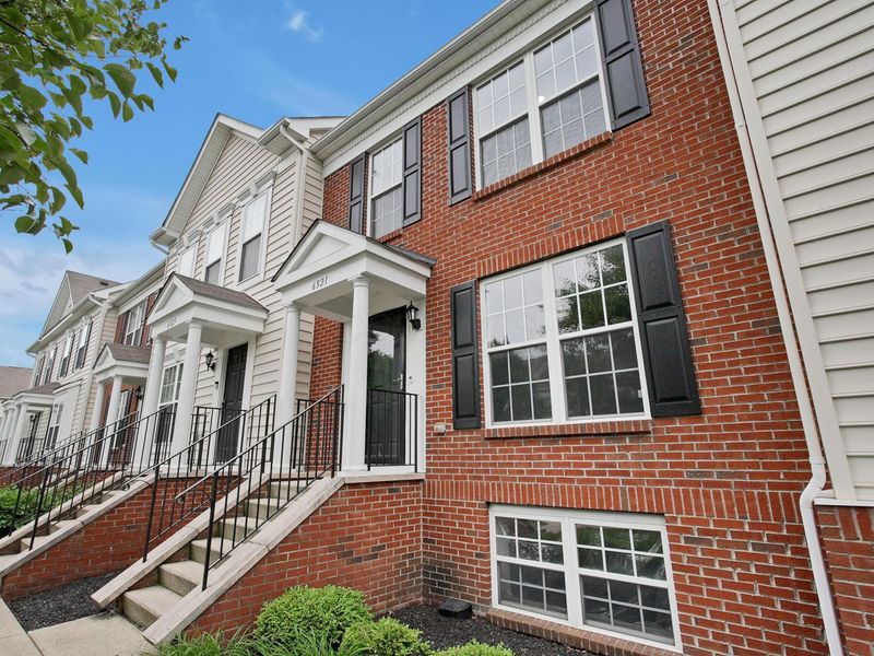 6321 Marsh Wren Drive , Unit 42, Columbus, OH 43230 Photo 2