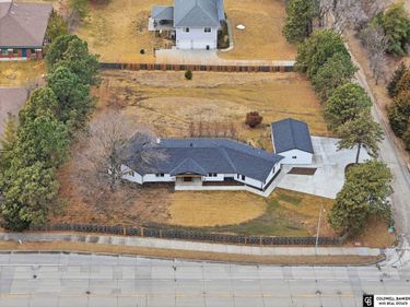 2505 S 70th Street , Lincoln, NE 68506