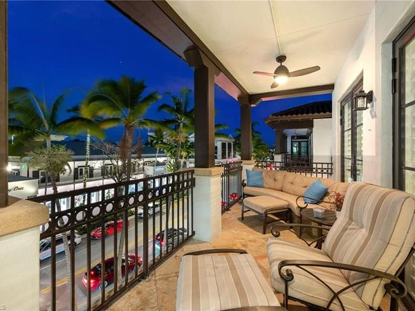 780 5th AVE S, Unit 302, NAPLES, FL 34102