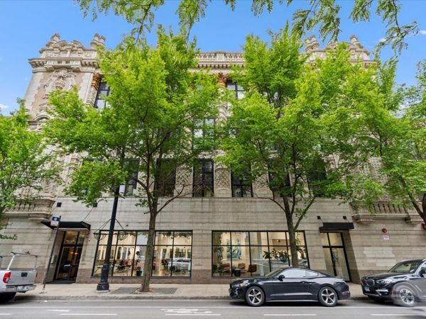 1635 W BELMONT Avenue, Unit 421, Chicago, IL 60657