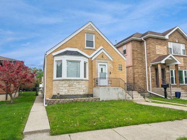 3737 N Cumberland Avenue, Chicago, IL 60634