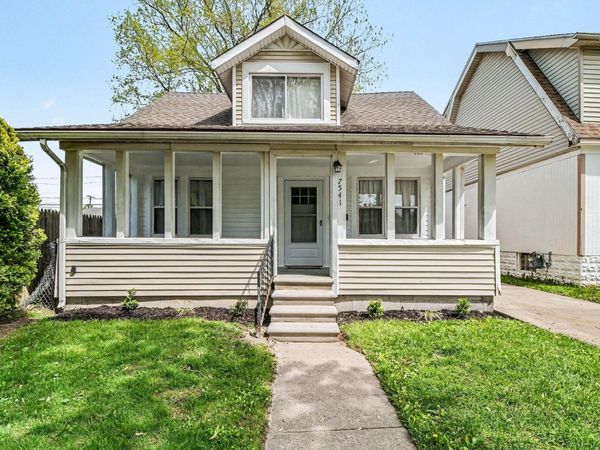 7541 Orchard Avenue, Warren, MI 48091