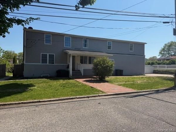 2 Date Street, Central Islip, NY 11722
