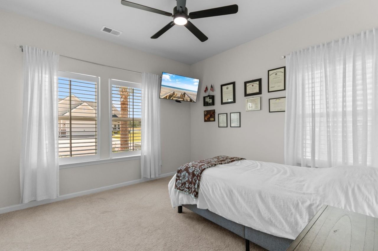 159 Albatross Way  Photo 16