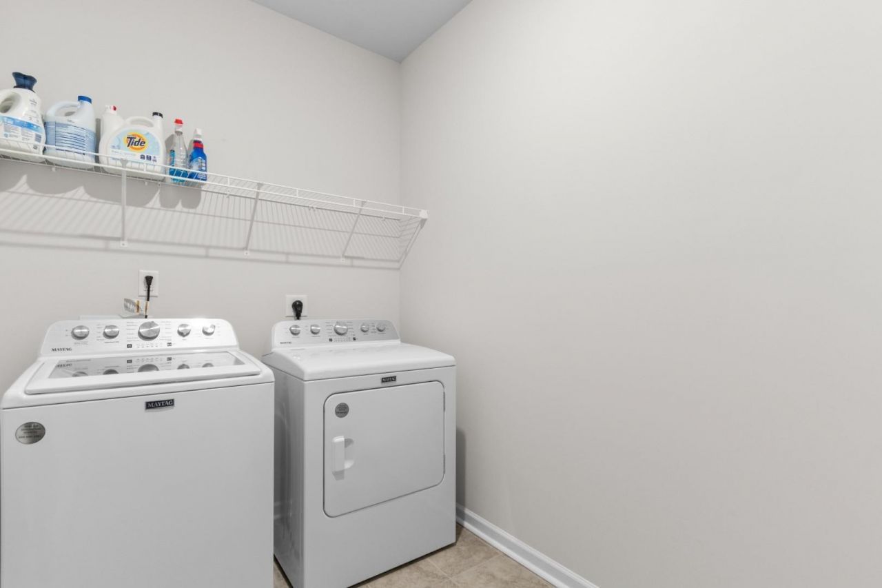 159 Albatross Way  Photo 21