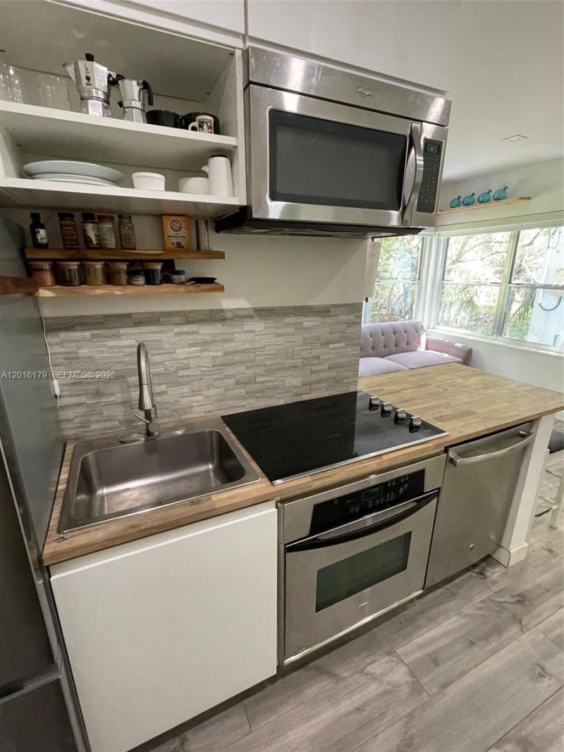 1555 Pennsylvania Ave , Unit 110, Miami Beach, FL 33139 Photo