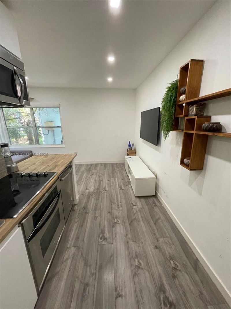 1555 Pennsylvania Ave , Unit 110, Miami Beach, FL 33139 Photo