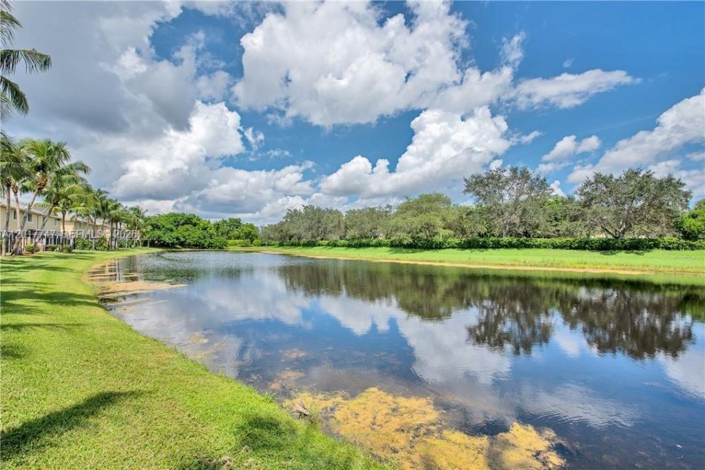 2434 Cordoba Bnd, Unit 2434, Weston, FL 33327 Photo
