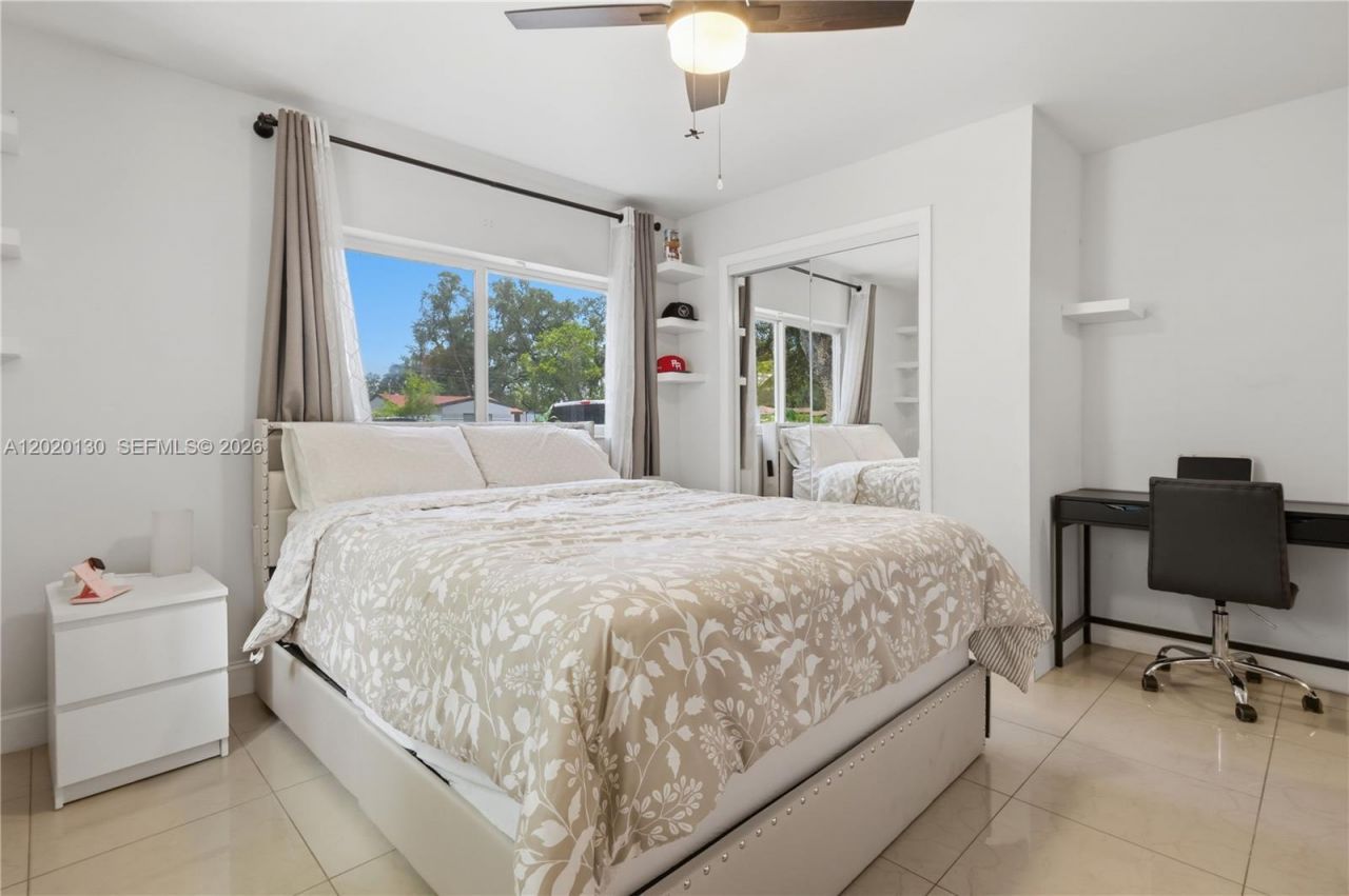 6641 Freedom St , Hollywood, FL 33024 Photo