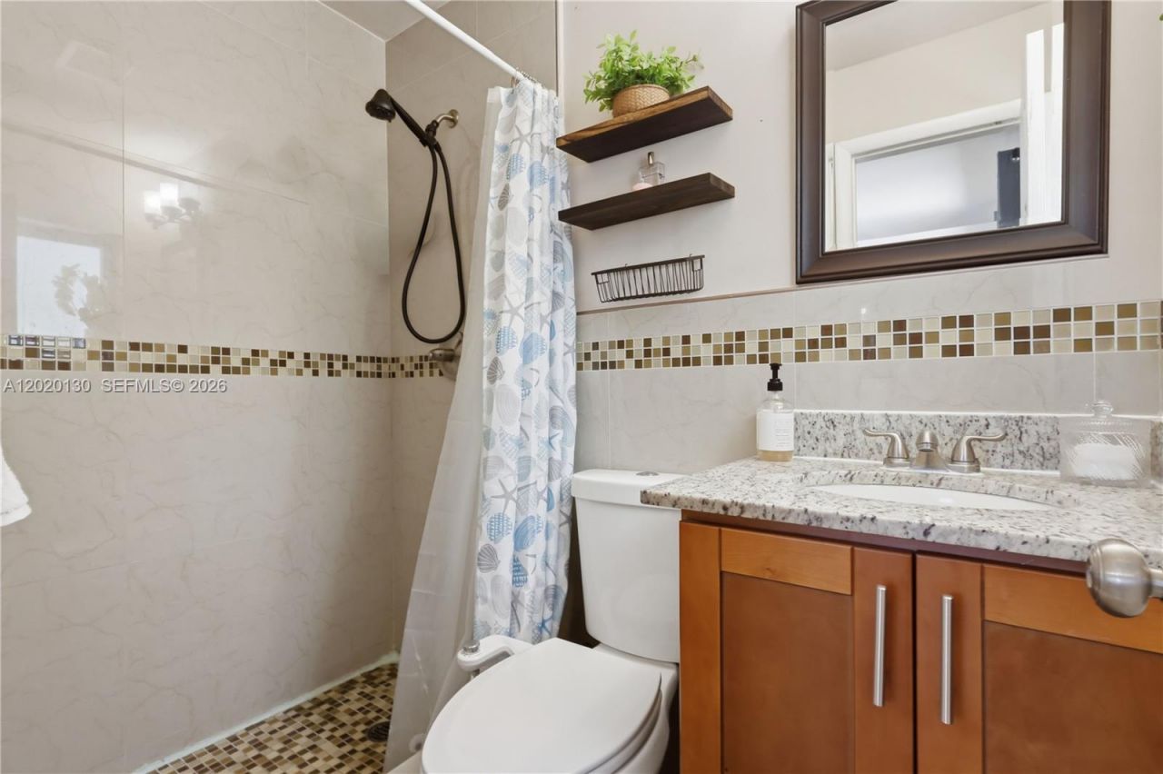 6641 Freedom St , Hollywood, FL 33024 Photo