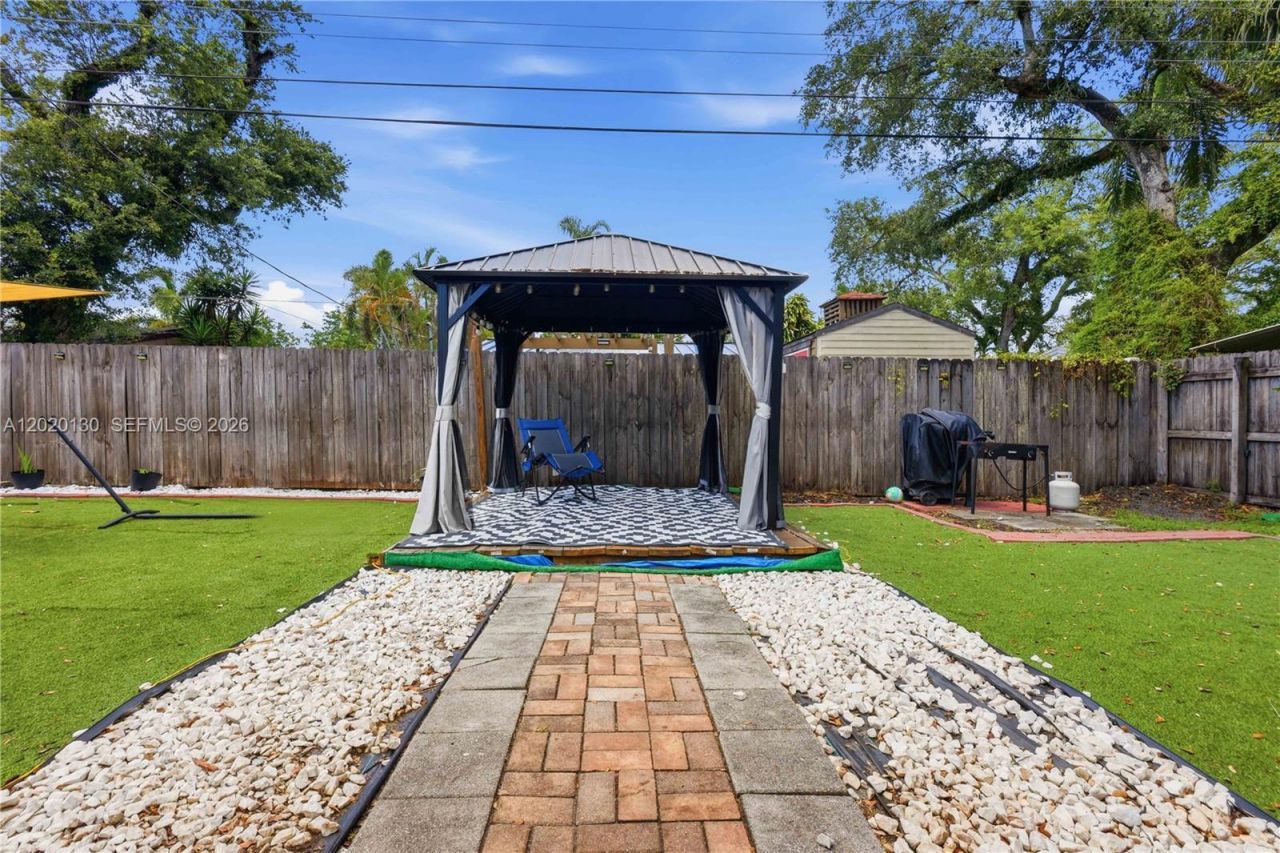 6641 Freedom St , Hollywood, FL 33024 Photo