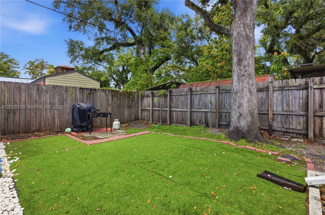 6641 Freedom St , Hollywood, FL 33024 Photo