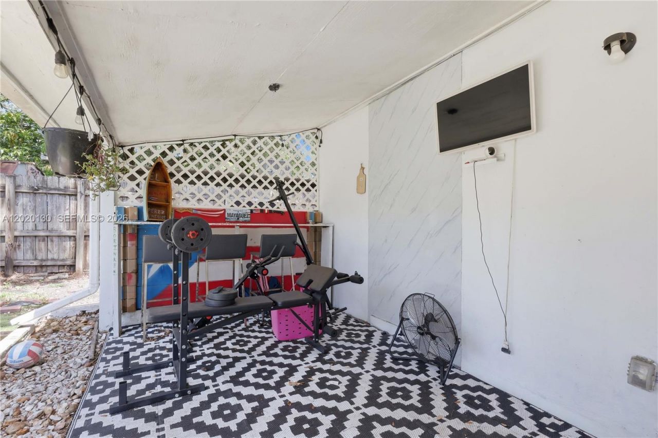 6641 Freedom St , Hollywood, FL 33024 Photo