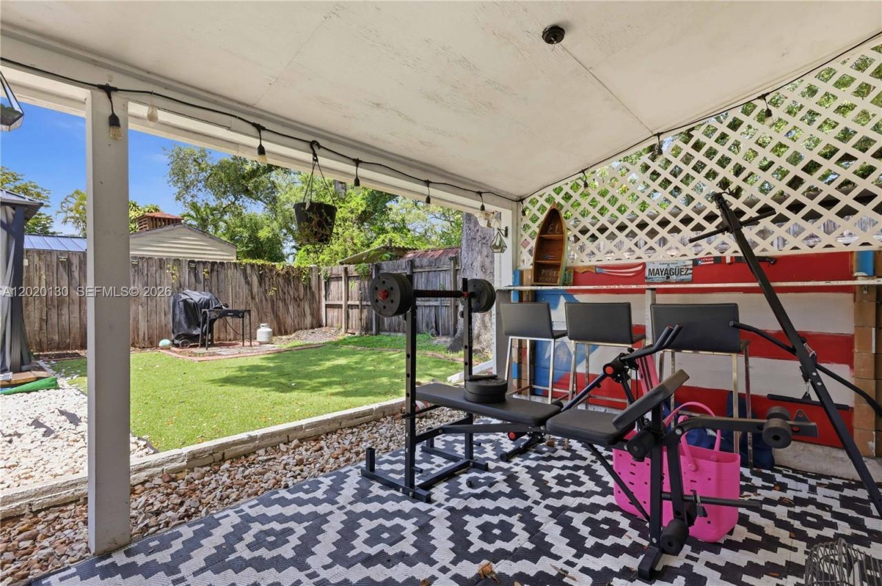 6641 Freedom St , Hollywood, FL 33024 Photo