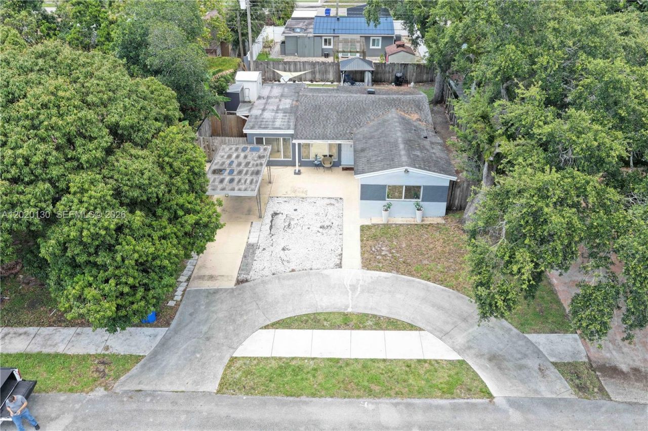 6641 Freedom St , Hollywood, FL 33024 Photo