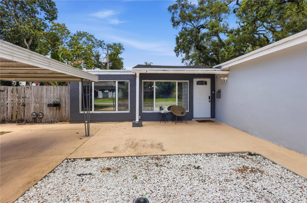 6641 Freedom St , Hollywood, FL 33024 Photo