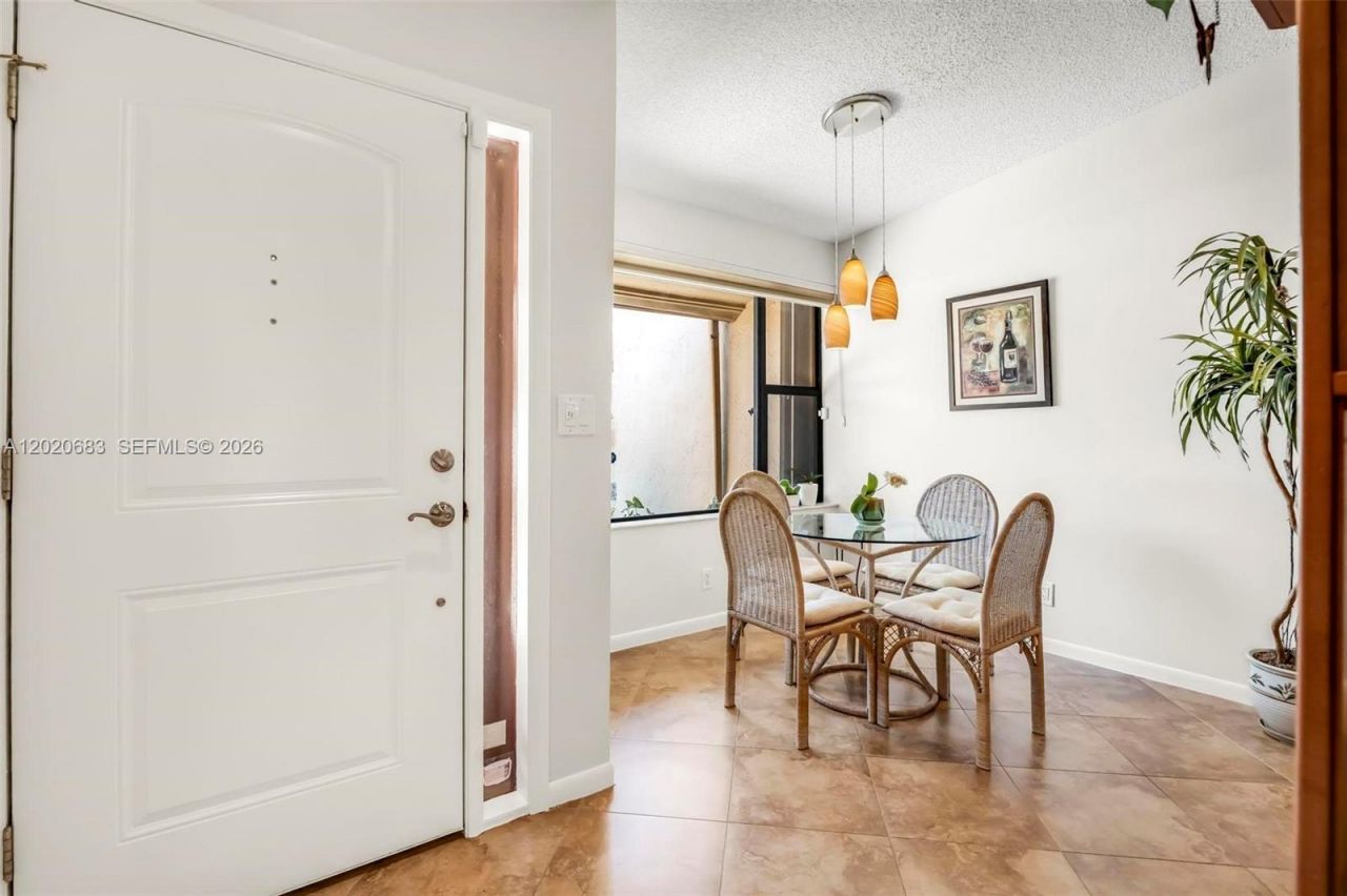 828 NW 79th Ter, Plantation, FL 33324 Photo