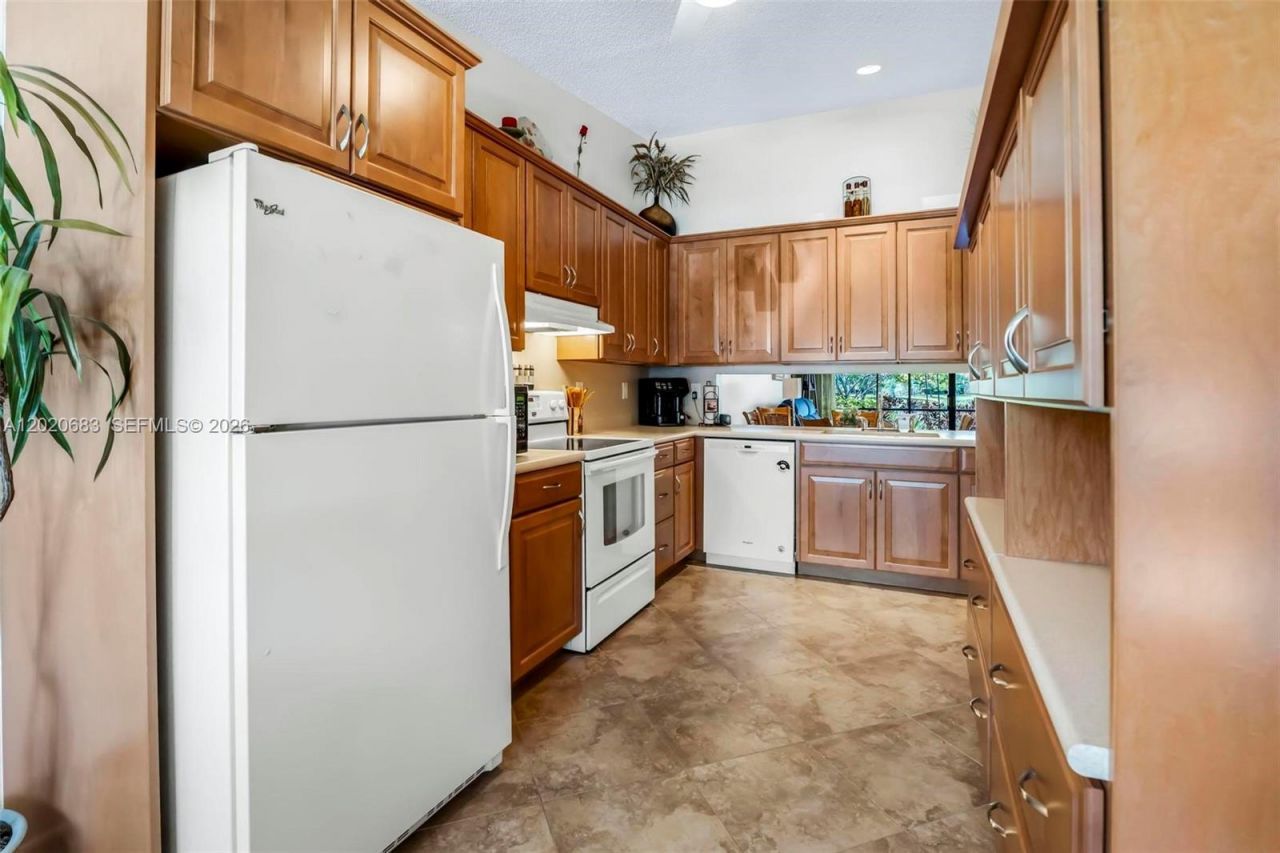 828 NW 79th Ter, Plantation, FL 33324 Photo