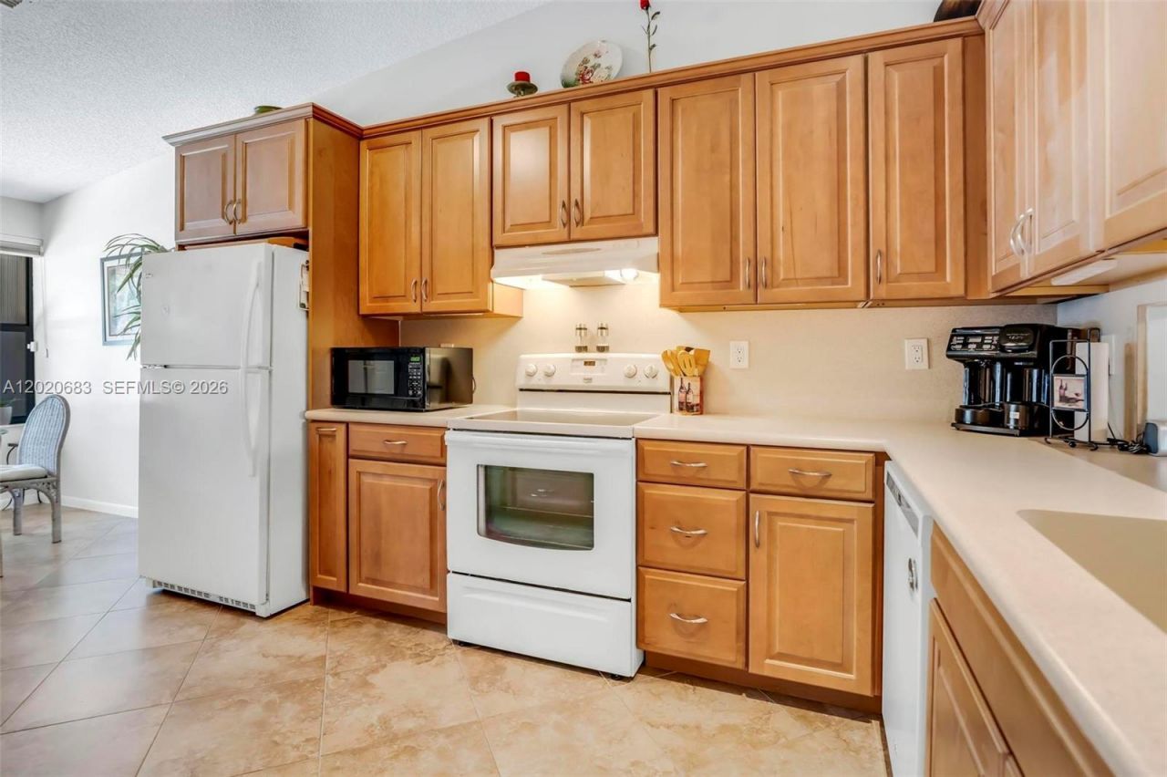 828 NW 79th Ter, Plantation, FL 33324 Photo