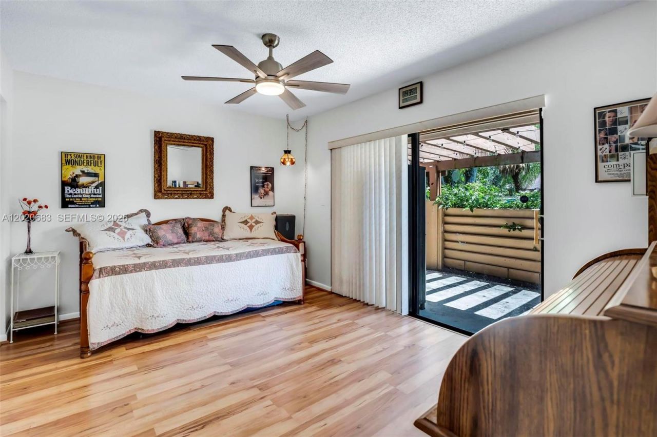 828 NW 79th Ter, Plantation, FL 33324 Photo