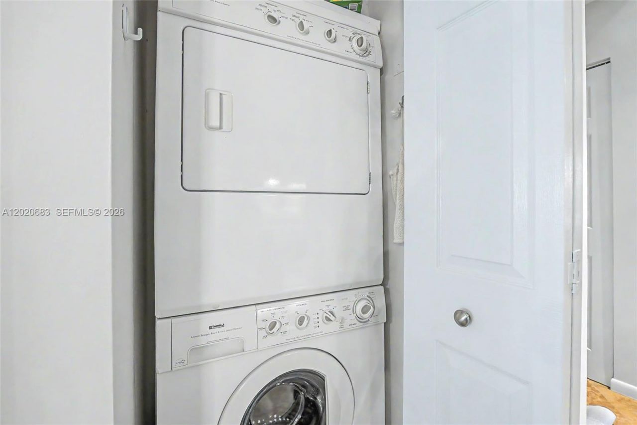 828 NW 79th Ter, Plantation, FL 33324 Photo