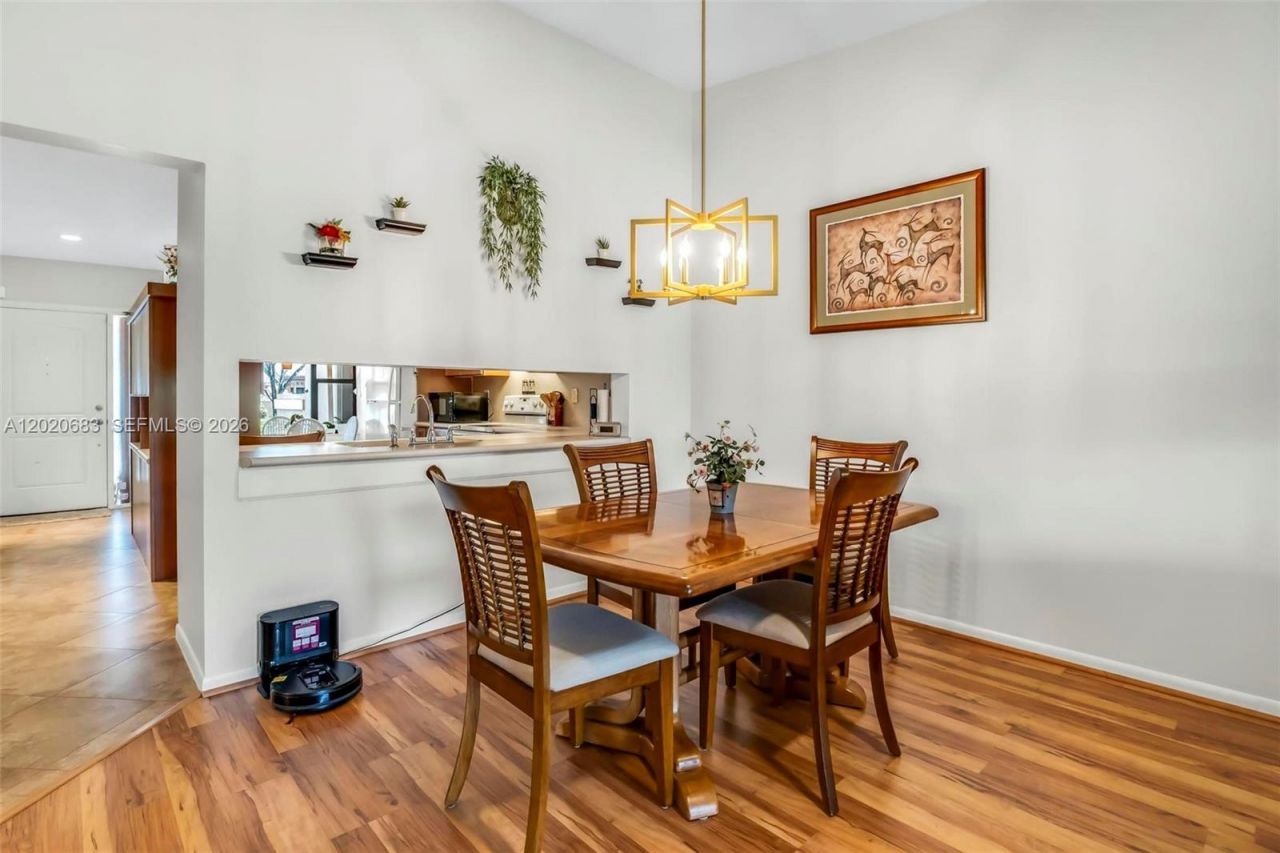 828 NW 79th Ter, Plantation, FL 33324 Photo