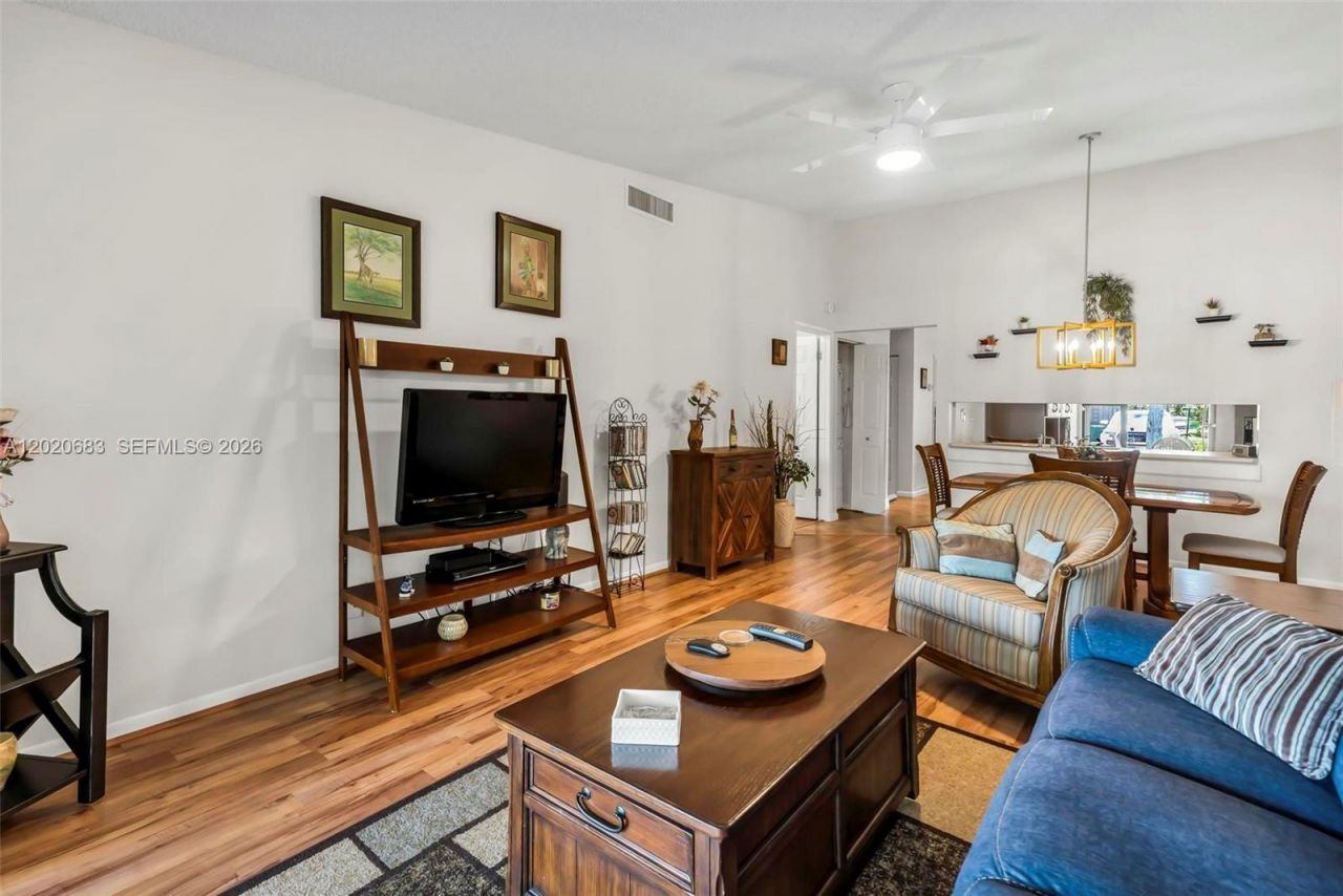 828 NW 79th Ter, Plantation, FL 33324 Photo