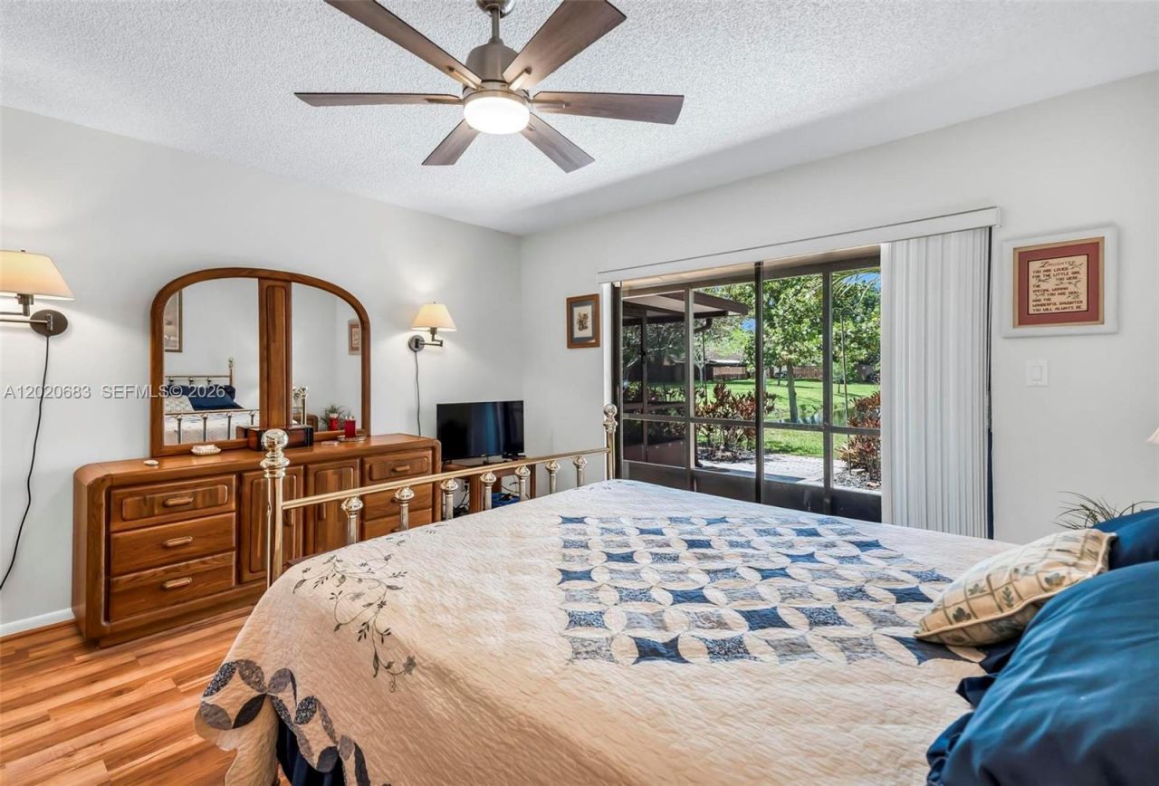 828 NW 79th Ter, Plantation, FL 33324 Photo