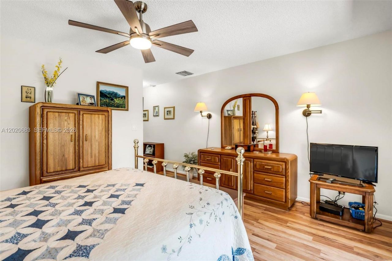 828 NW 79th Ter, Plantation, FL 33324 Photo