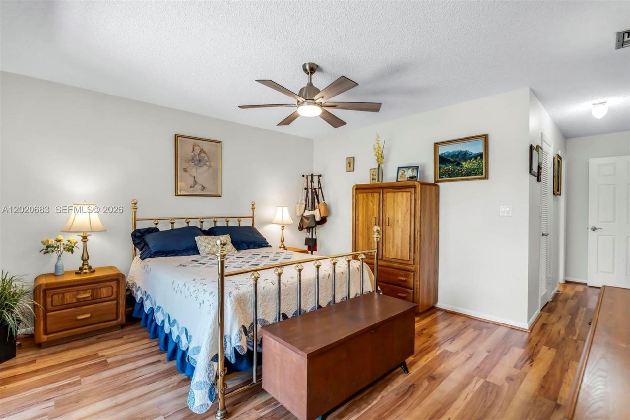 828 NW 79th Ter, Plantation, FL 33324 Photo