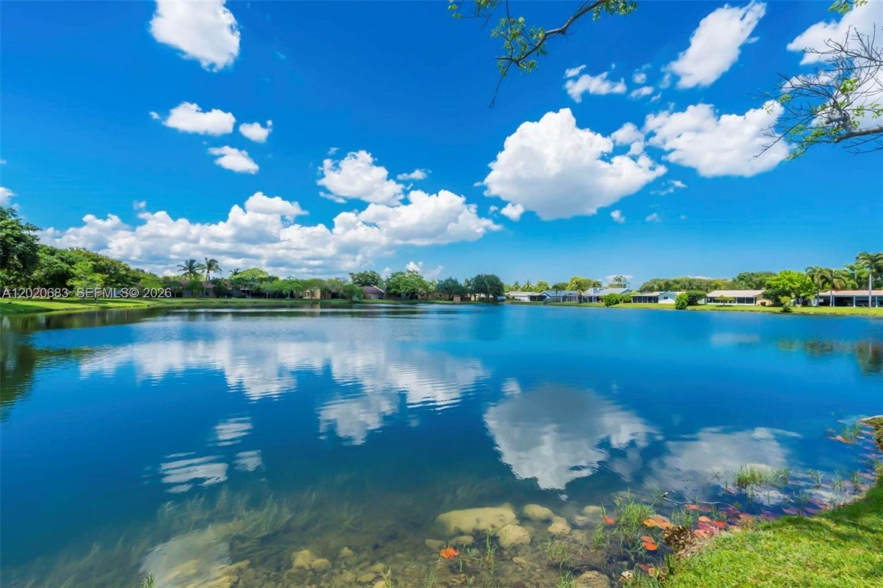 828 NW 79th Ter, Plantation, FL 33324 Photo