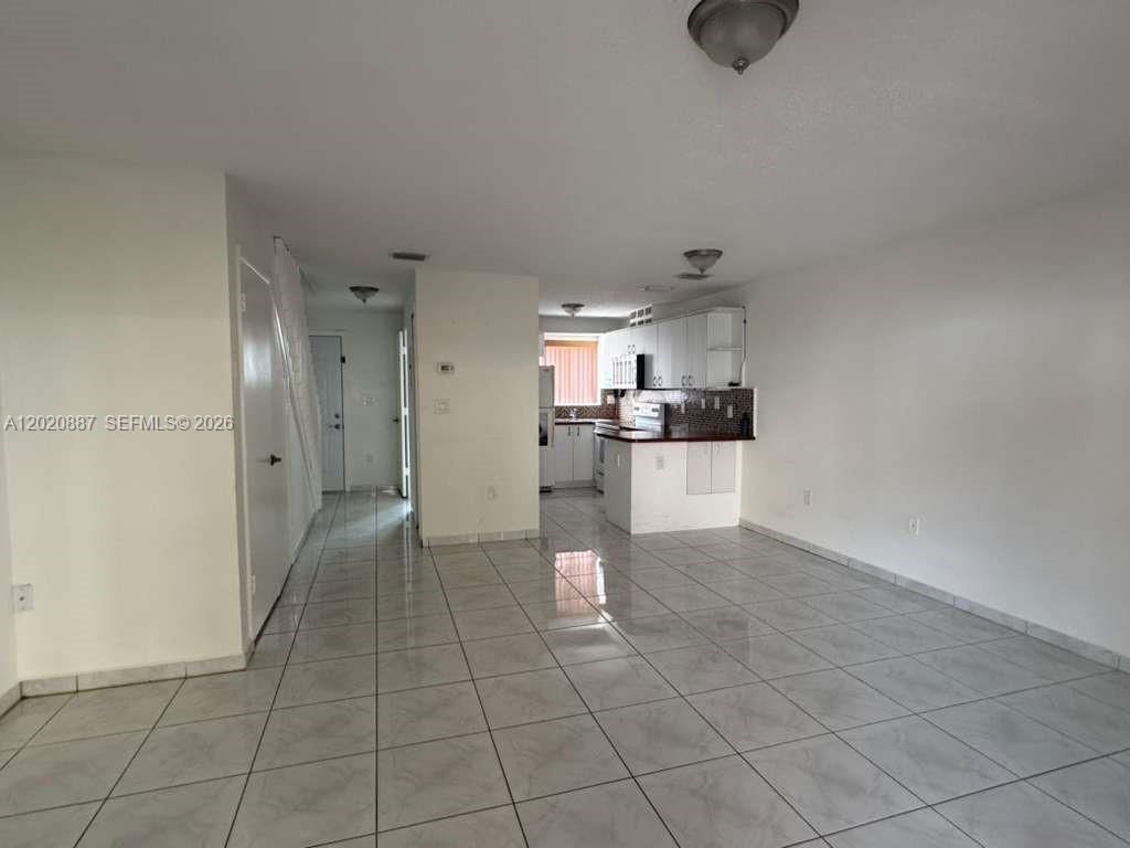8059 NW 8th St, Unit 4, Miami, FL 33126 Photo