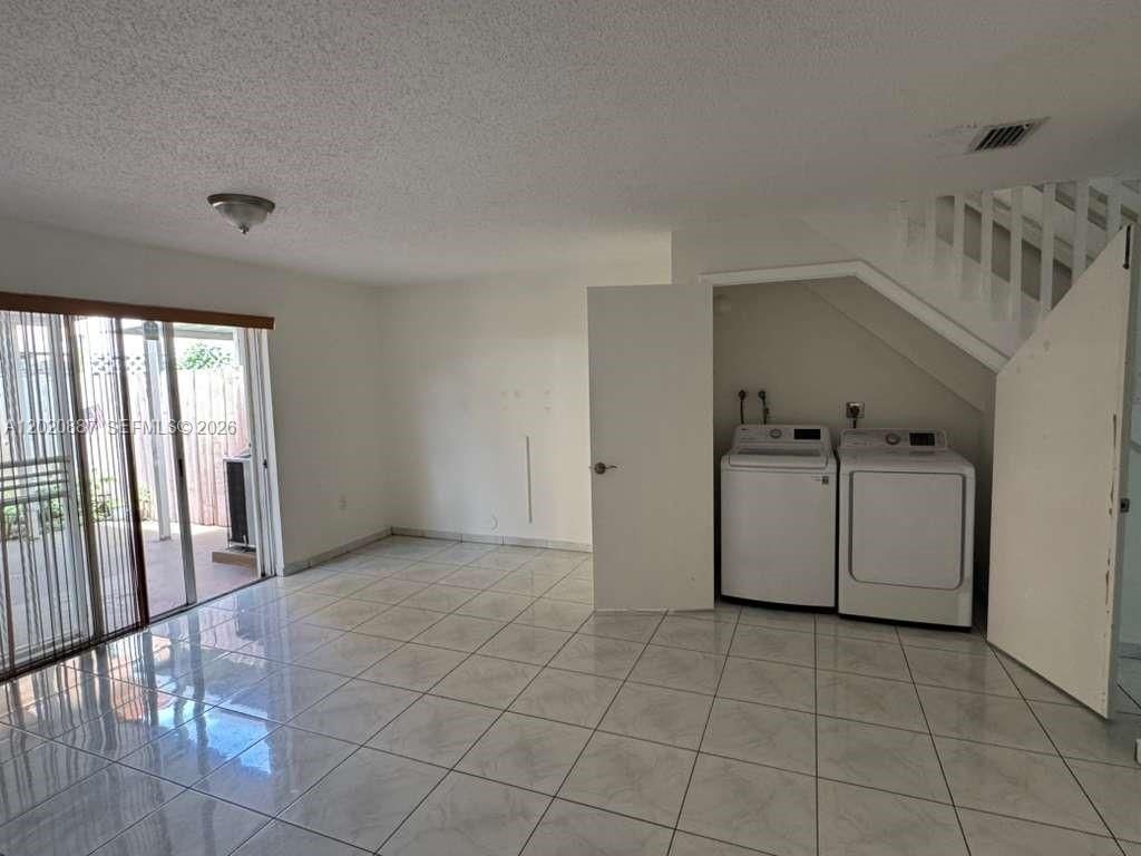 8059 NW 8th St, Unit 4, Miami, FL 33126 Photo