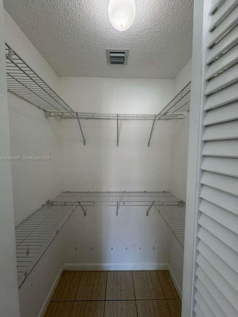 8059 NW 8th St, Unit 4, Miami, FL 33126 Photo