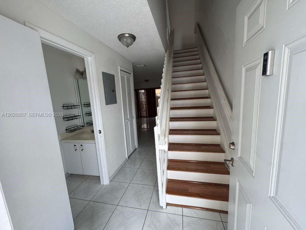 8059 NW 8th St, Unit 4, Miami, FL 33126 Photo