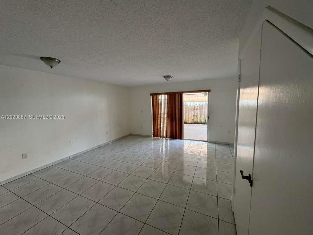 8059 NW 8th St, Unit 4, Miami, FL 33126 Photo