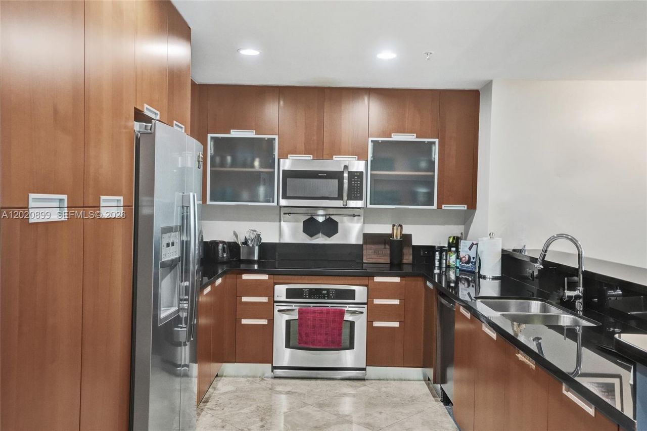 7901 Hispanola Ave , Unit 2010, North Bay Village, FL 33141 Photo
