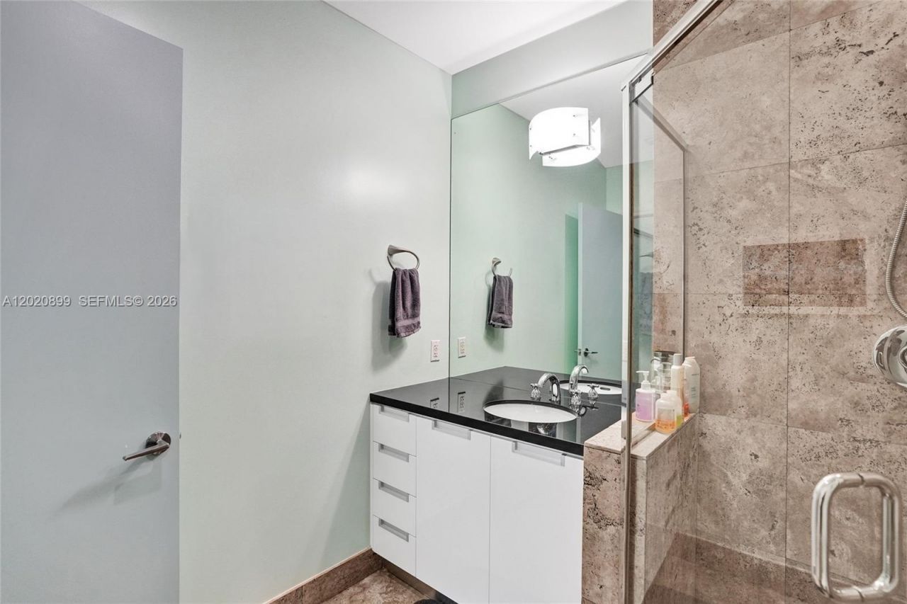 7901 Hispanola Ave , Unit 2010, North Bay Village, FL 33141 Photo