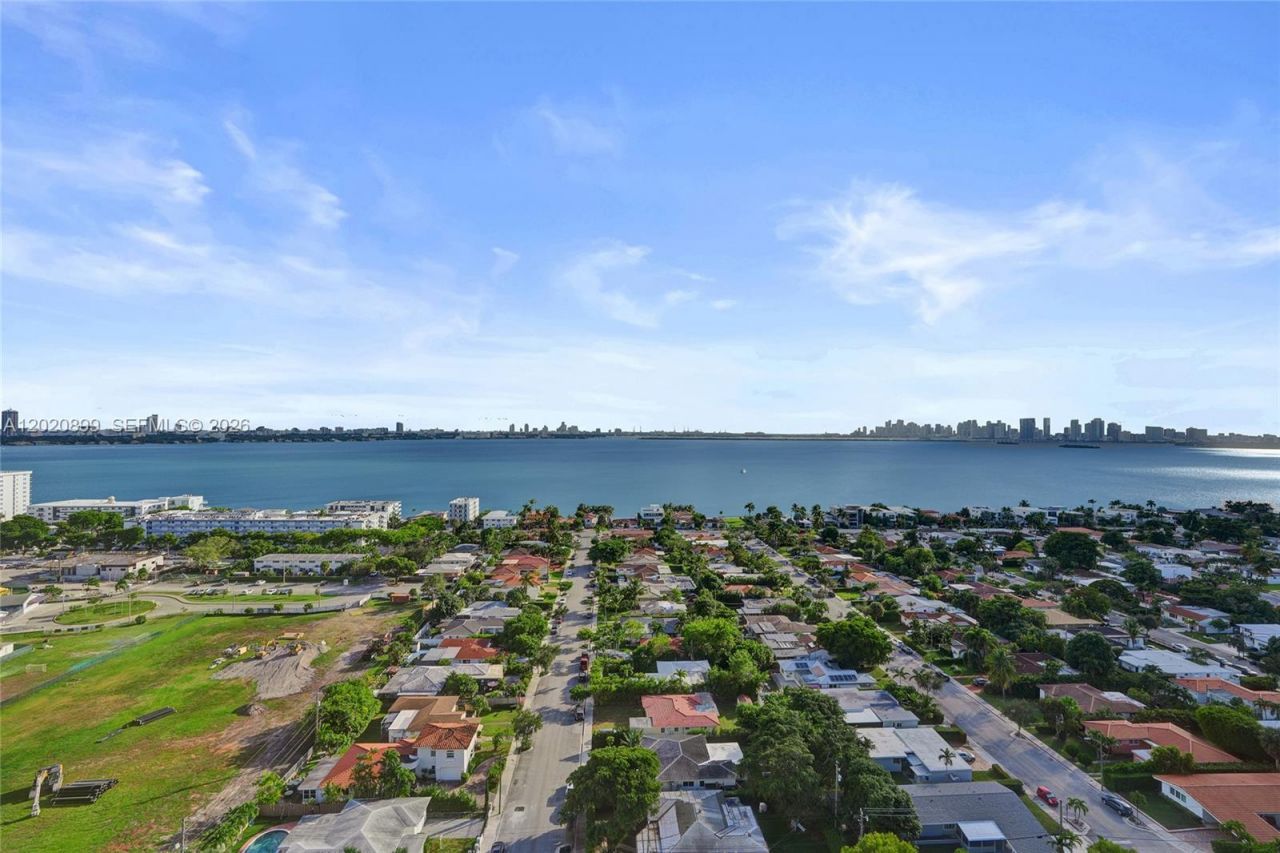 7901 Hispanola Ave , Unit 2010, North Bay Village, FL 33141 Photo