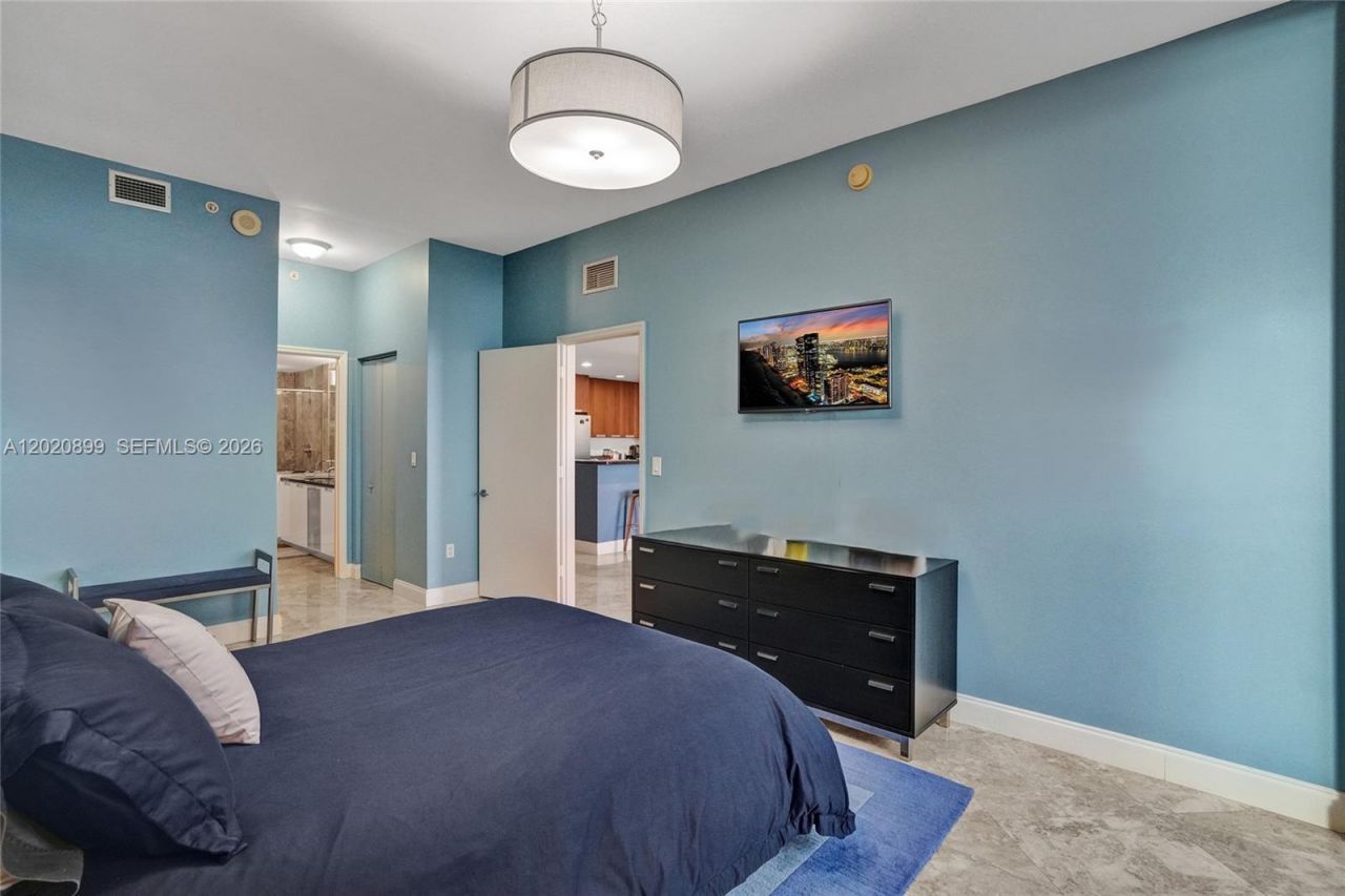 7901 Hispanola Ave , Unit 2010, North Bay Village, FL 33141 Photo