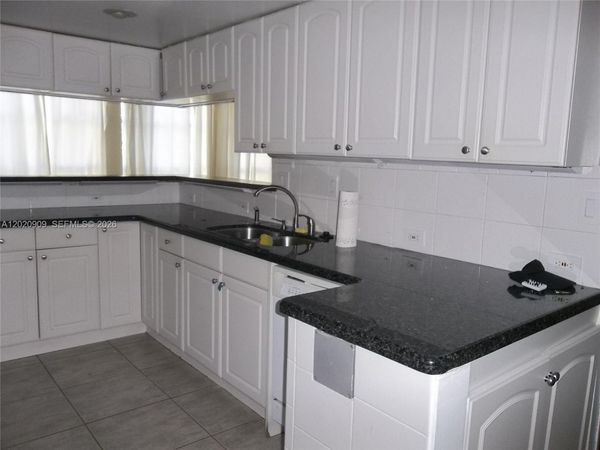 801 Three Islands Blvd , Unit 308, Hallandale Beach, FL 33009