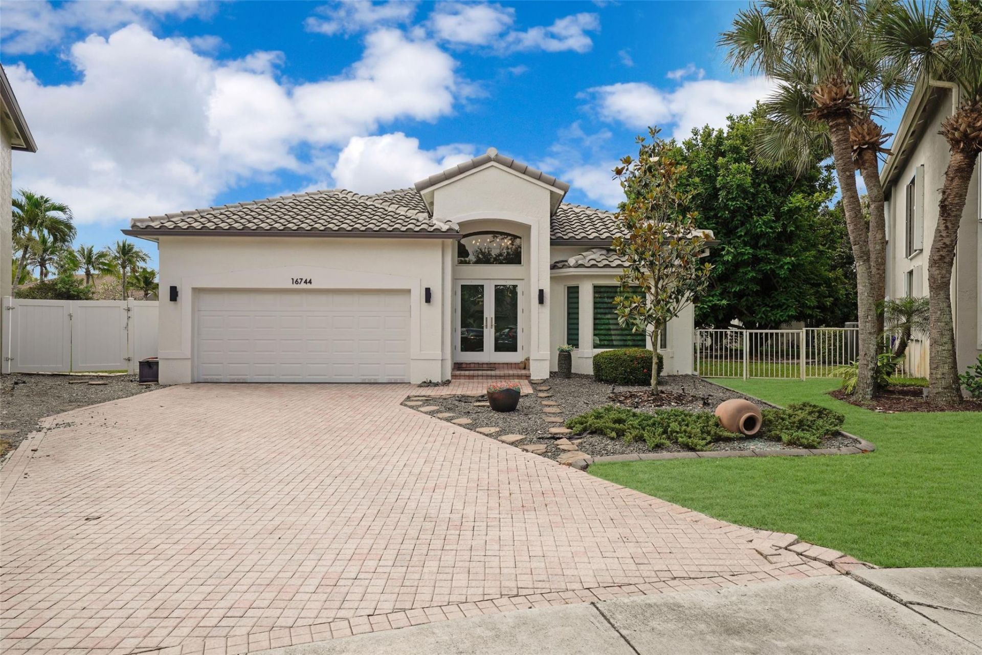 16744 NW 12th Court, Pembroke Pines, FL 33028 Main Photo