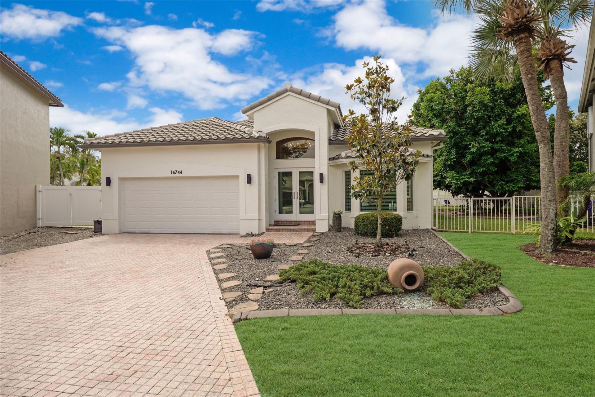 16744 NW 12th Court, Pembroke Pines, FL 33028 Photo