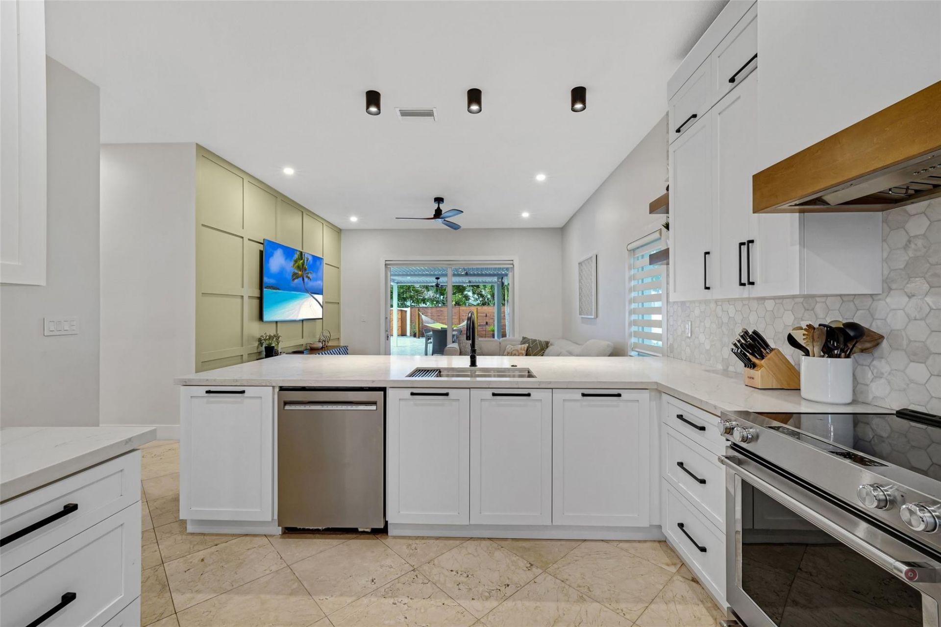 16744 NW 12th Court, Pembroke Pines, FL 33028 Photo